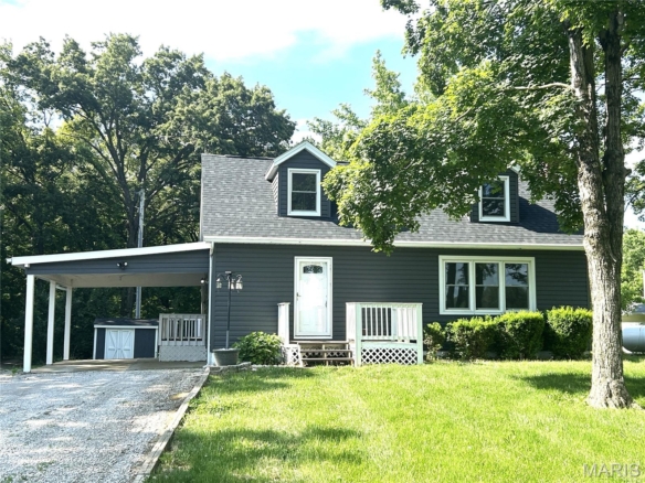 5268 State Route 156, Waterloo, Illinois 62298