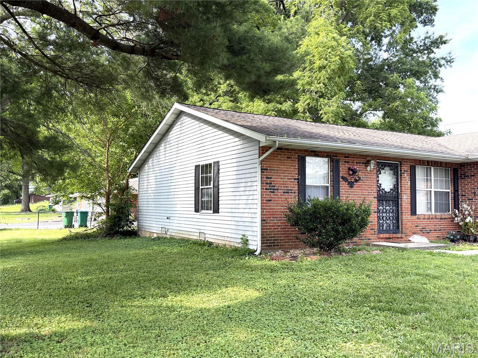 161 Freedom Drive, Belleville, Illinois 62226