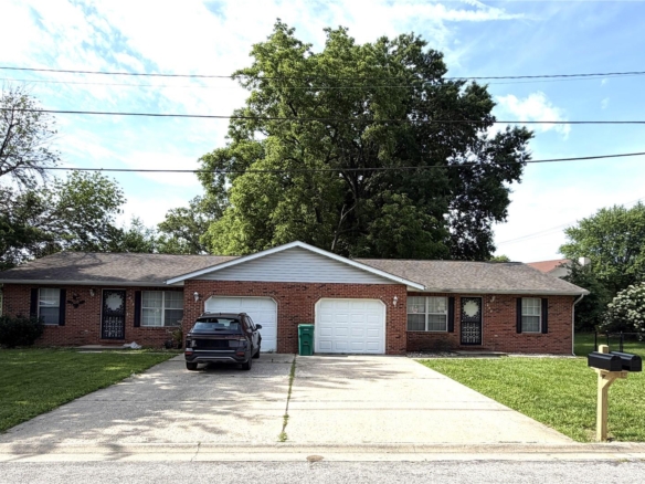 161 Freedom Drive, Belleville, Illinois 62226
