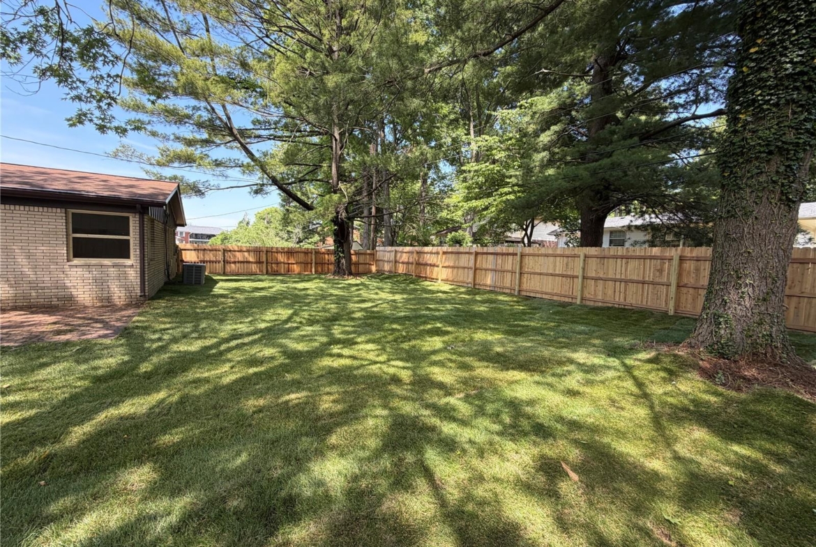 22 Fourscore Drive, Belleville, Illinois 62226