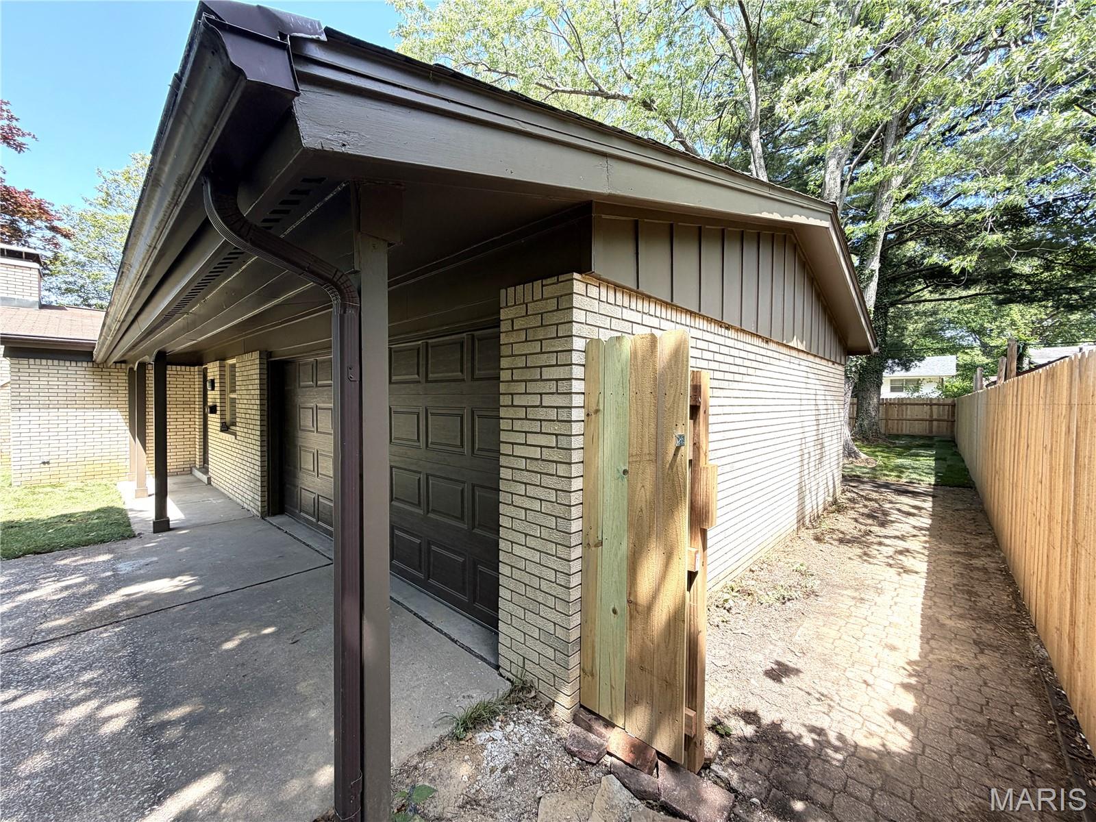 22 Fourscore Drive, Belleville, Illinois 62226