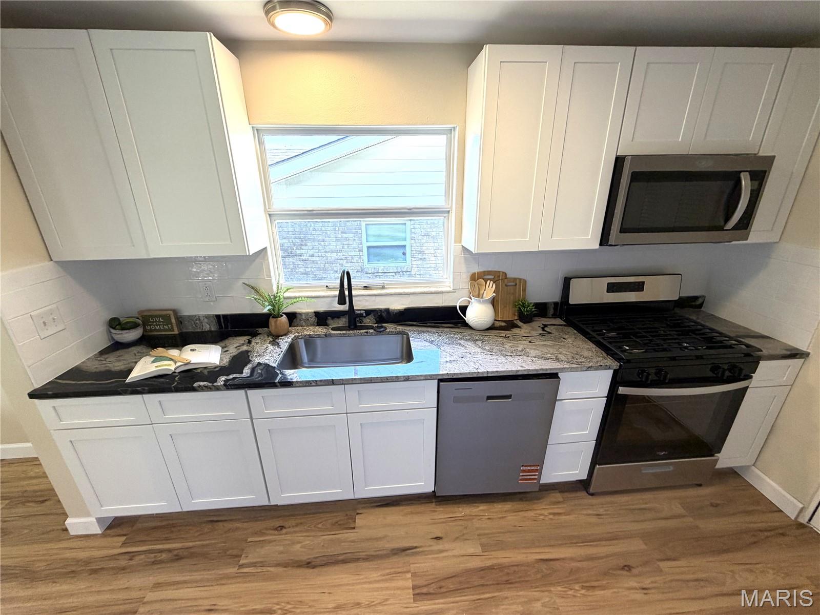 22 Fourscore Drive, Belleville, Illinois 62226
