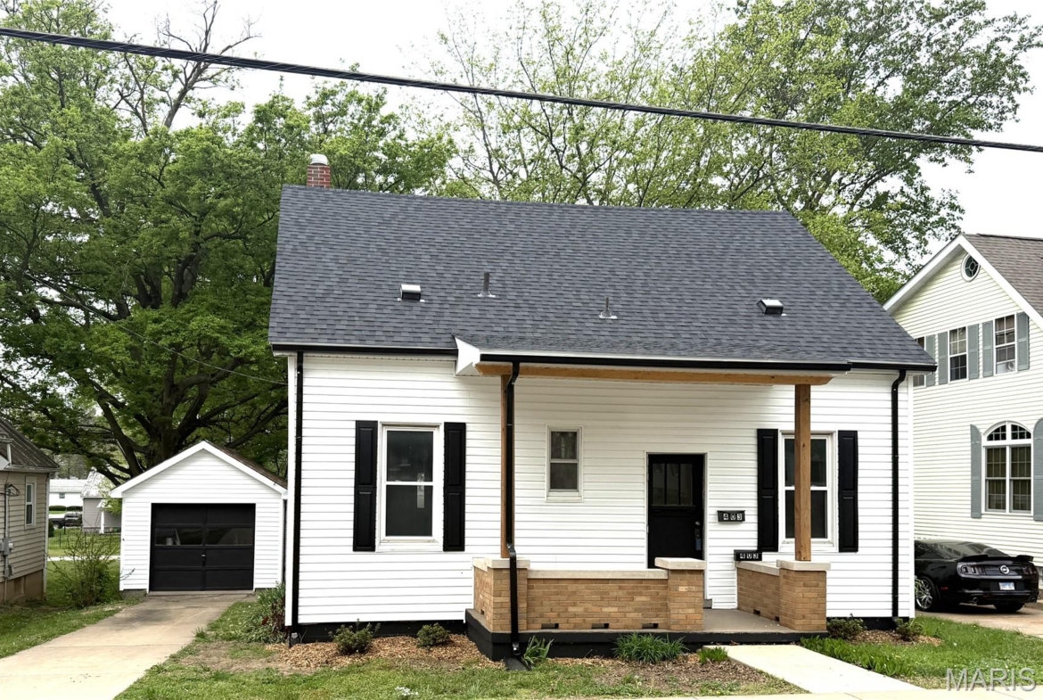 403 S Market Street, Waterloo, Illinois 62298