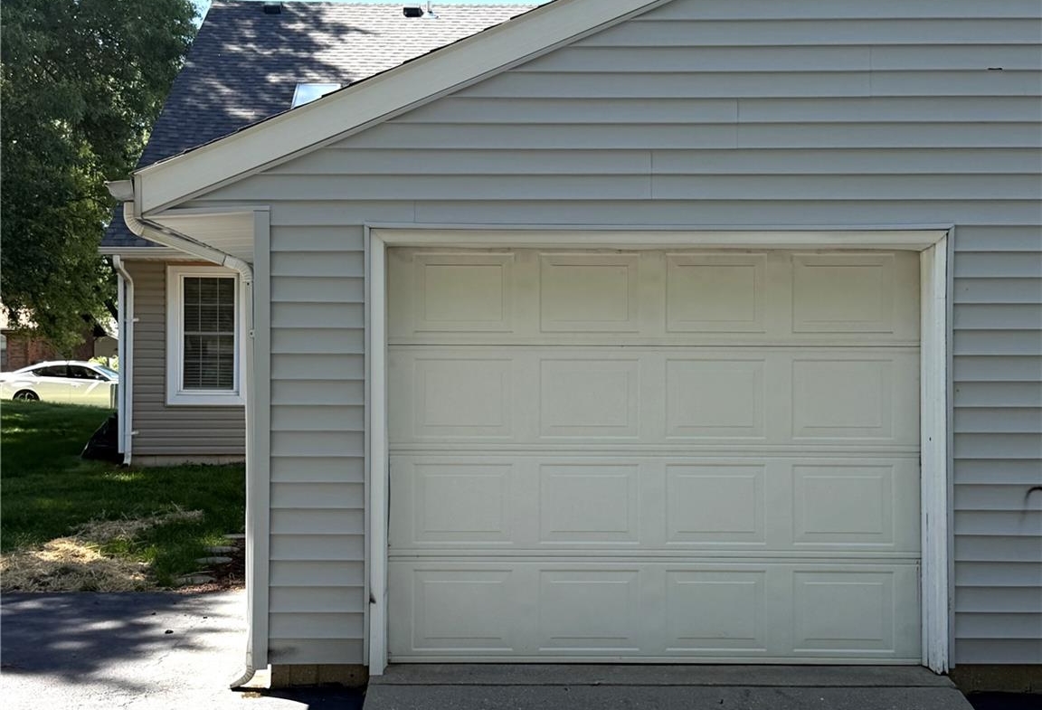 406 Colleen Drive, O'Fallon, Illinois 62269