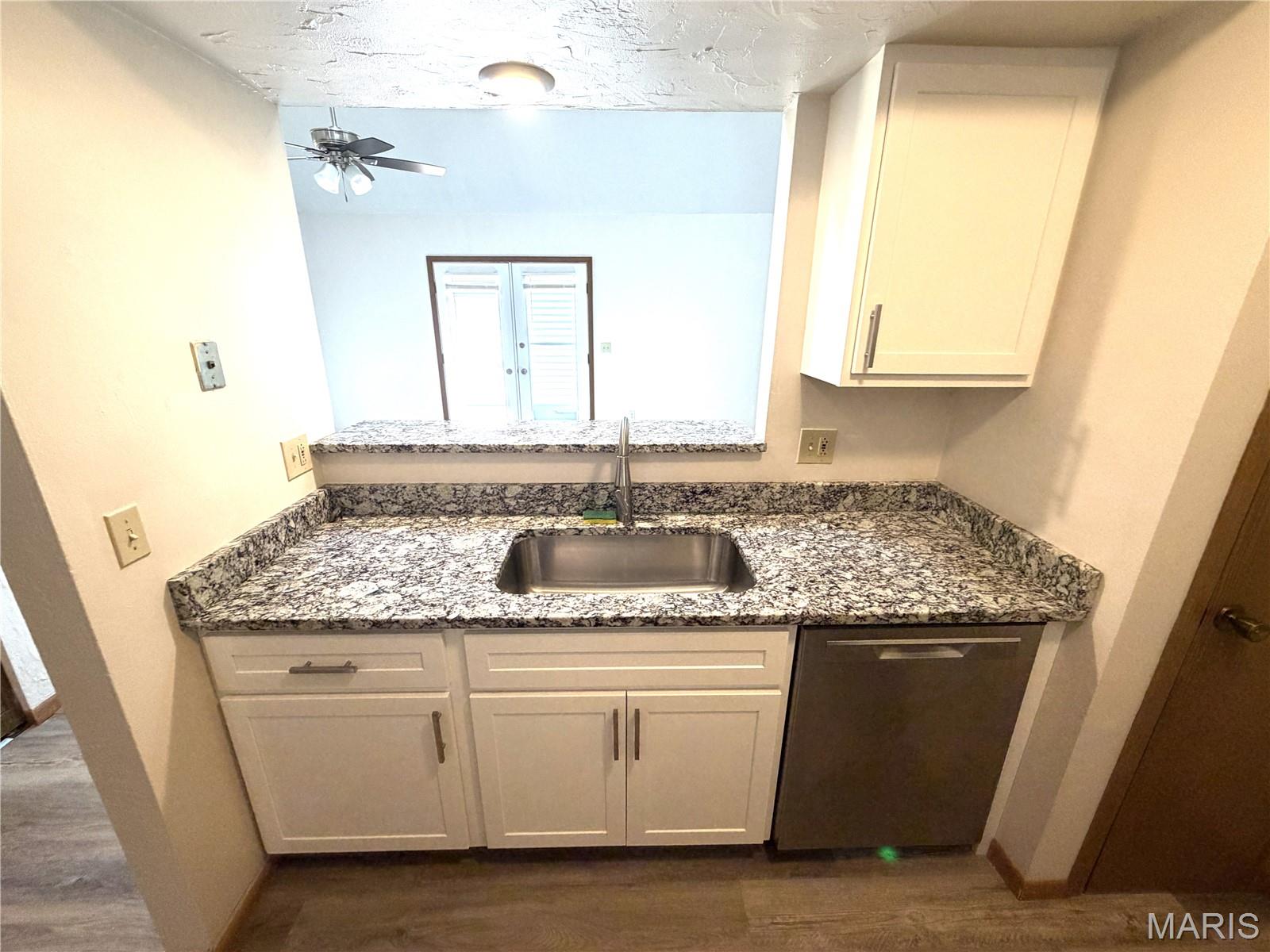 406 Colleen Drive, O’Fallon, Illinois 62269