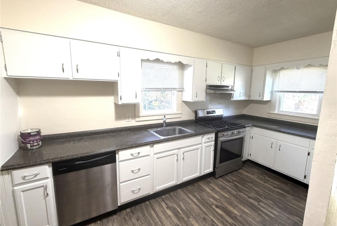 417 S 8th Street, Belleville, Illinois 62220