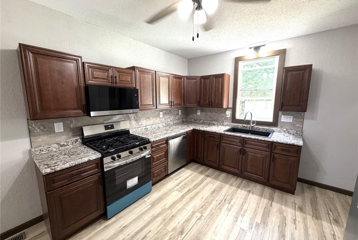 710 Annex Street, Belleville, Illinois 62220