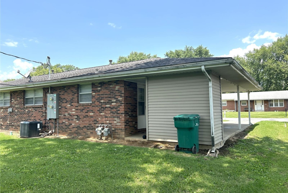106 Liberty Drive, Belleville, Illinois 62226