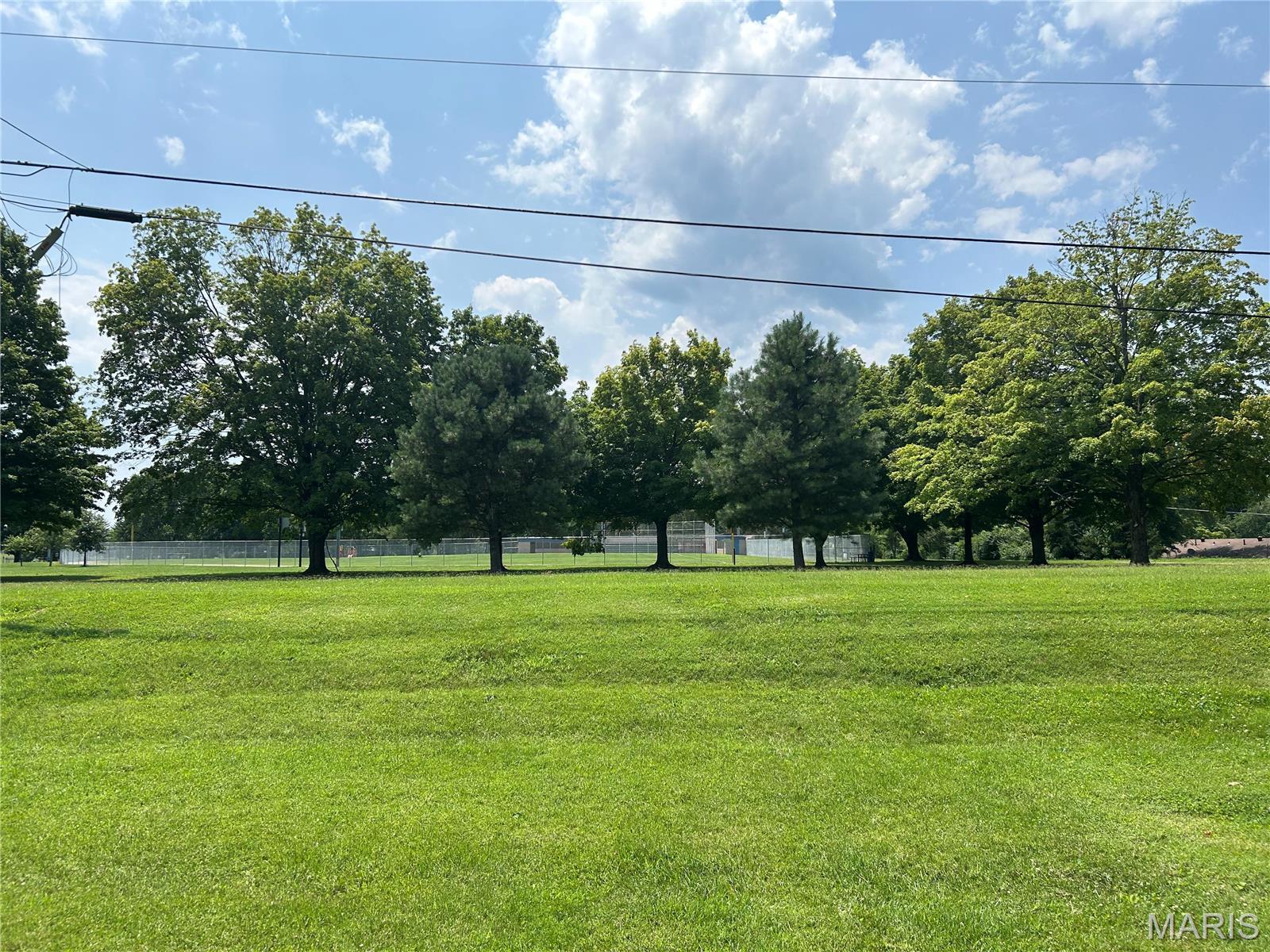 106 Liberty Drive, Belleville, Illinois 62226 (5) 106 Liberty Drive, Belleville, Illinois 62226
