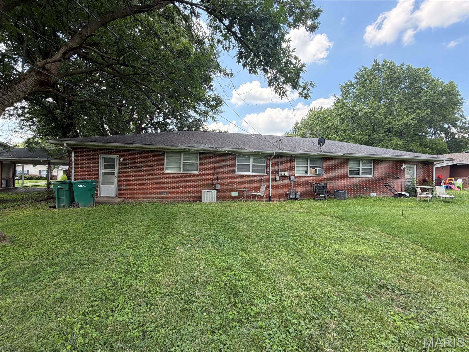 170 Liberty Drive, Belleville, Illinois 62226 (1) 170 Liberty Drive, Belleville, Illinois 62226