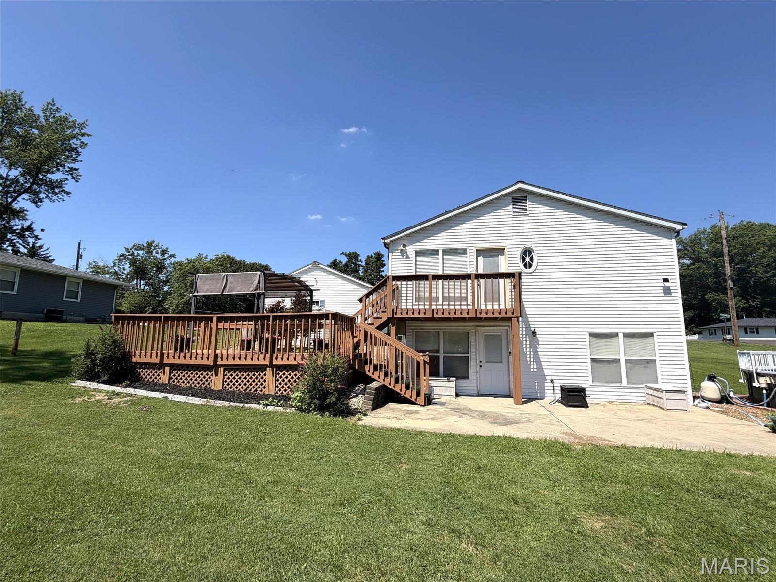 3323 Sheridan Avenue, Belleville, Illinois 62226 (34) 3323 Sheridan Avenue, Belleville, Illinois 62226