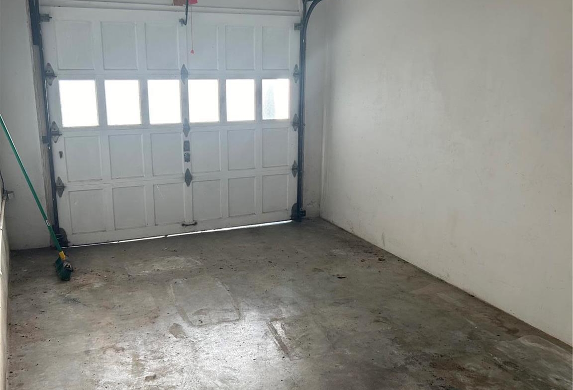 8921 Tanglewood Circle, Belleville, Illinois 62223