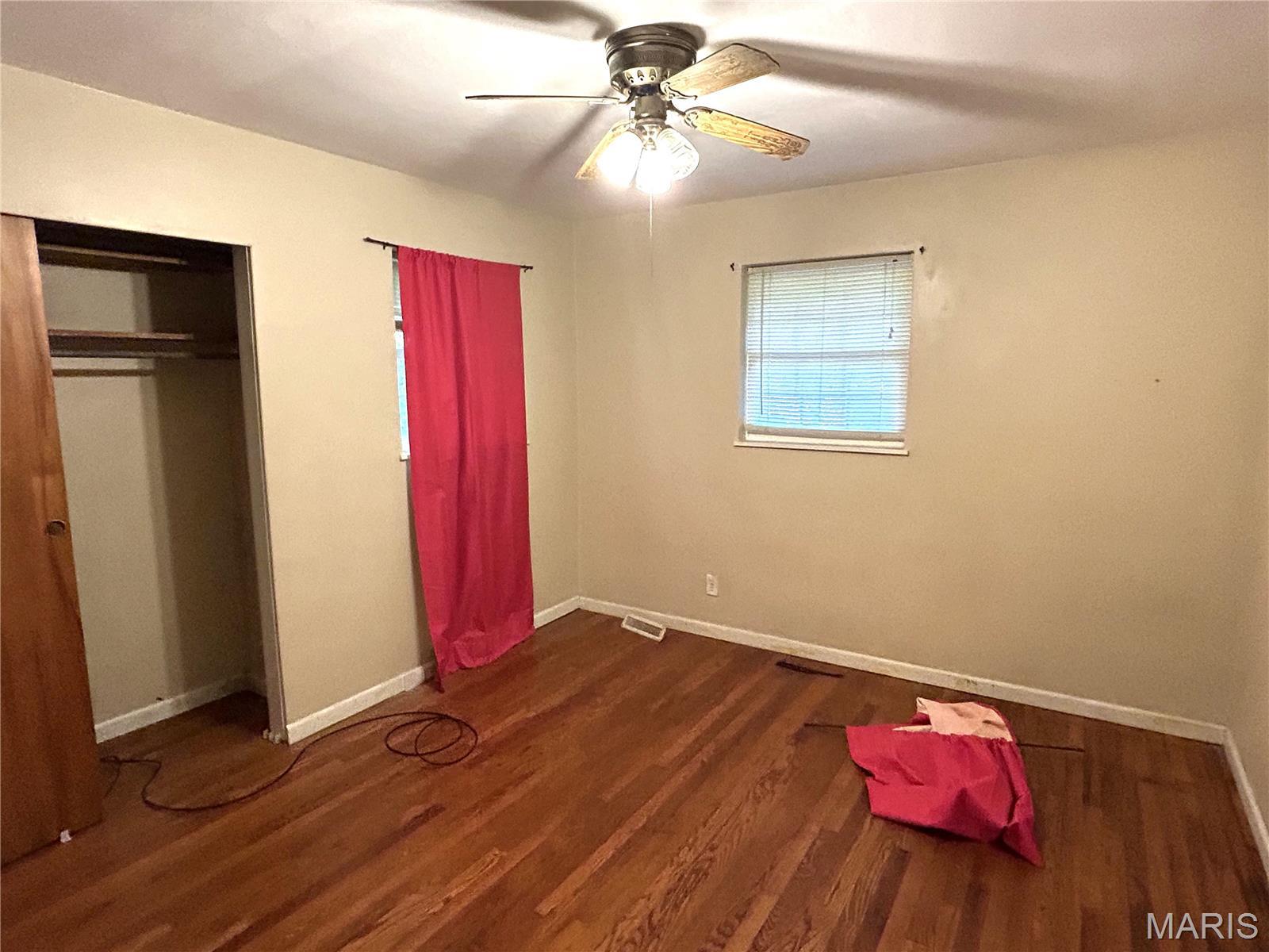 8921 Tanglewood Circle, Belleville, Illinois 62223 (10) 8921 Tanglewood Circle, Belleville, Illinois 62223