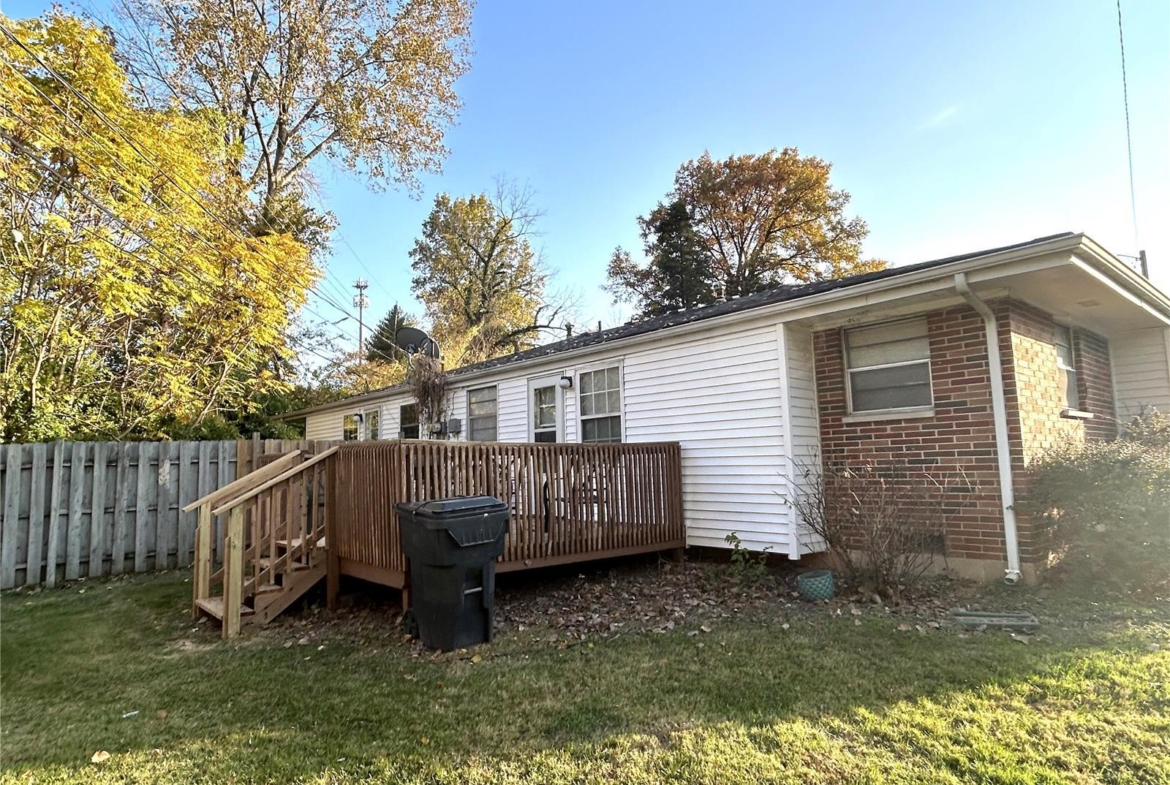 8921 Tanglewood Circle, Belleville, Illinois 62223