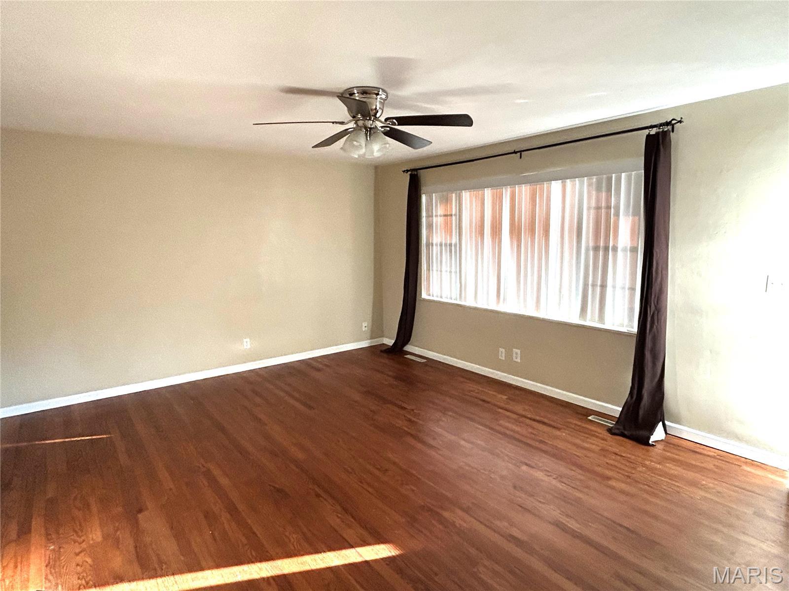 8921 Tanglewood Circle, Belleville, Illinois 62223 (8) 8921 Tanglewood Circle, Belleville, Illinois 62223