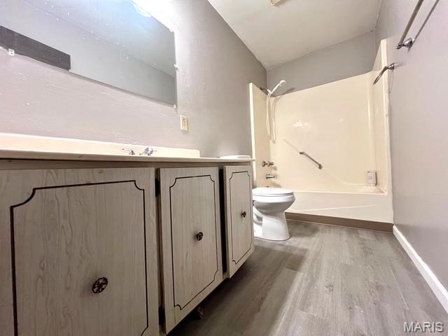 18 Kingsway Drive, Belleville, Illinois 62226