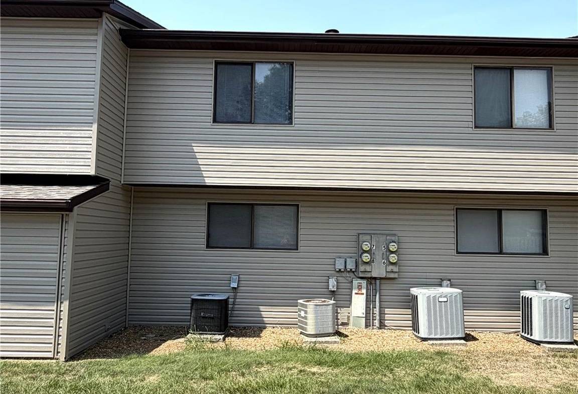 429 Ponderosa Avenue, Unit #7, O'Fallon, Illinois 62269