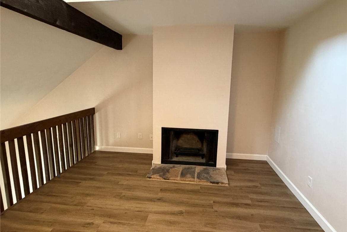 429 Ponderosa Avenue, Unit #7, O’Fallon, Illinois 62269