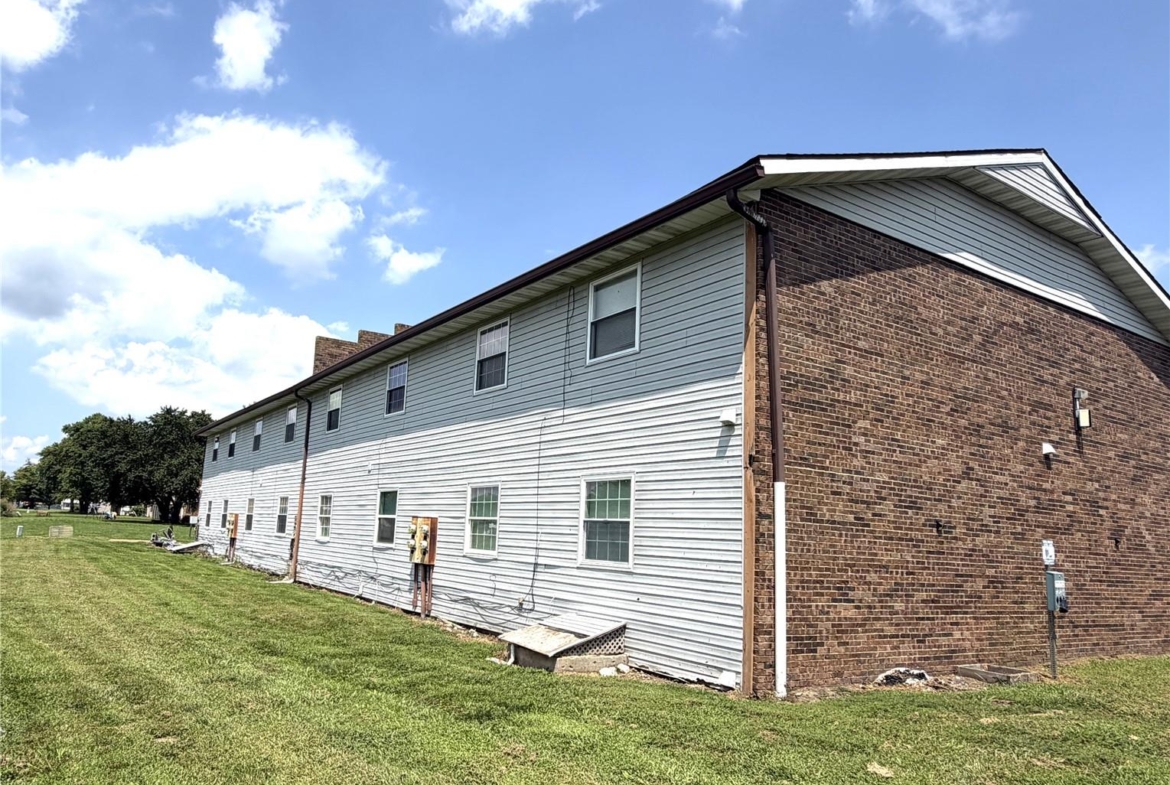 961 Belle Valley Drive, Belleville, Illinois 62220