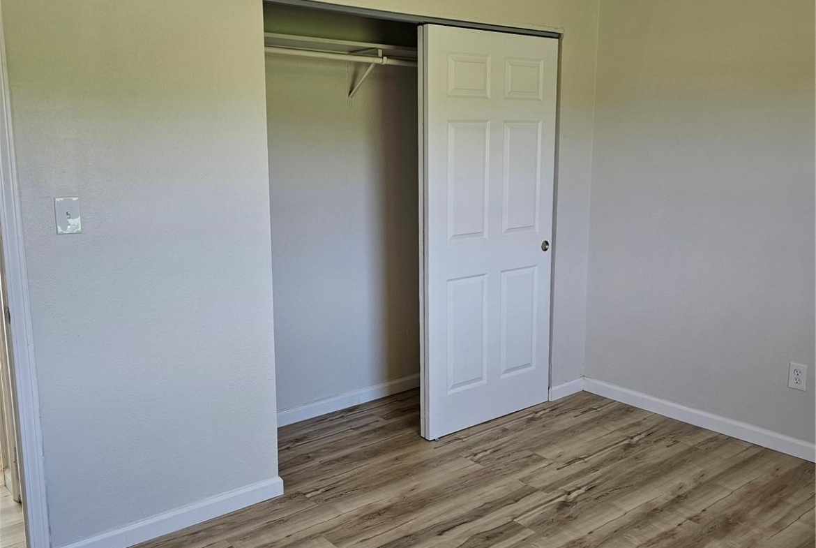 961 Belle Valley Drive, Belleville, Illinois 62220