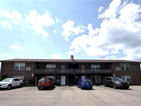 961 Belle Valley Drive, Belleville, Illinois 62220