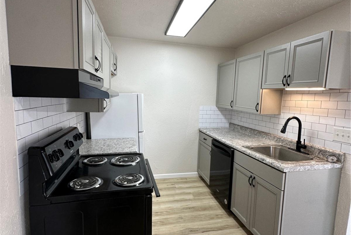 961 Belle Valley Drive, Belleville, Illinois 62220