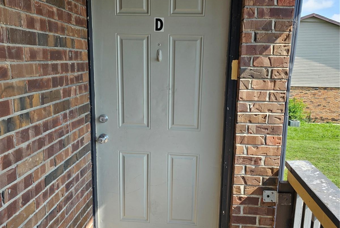 961 Belle Valley Drive, Belleville, Illinois 62220
