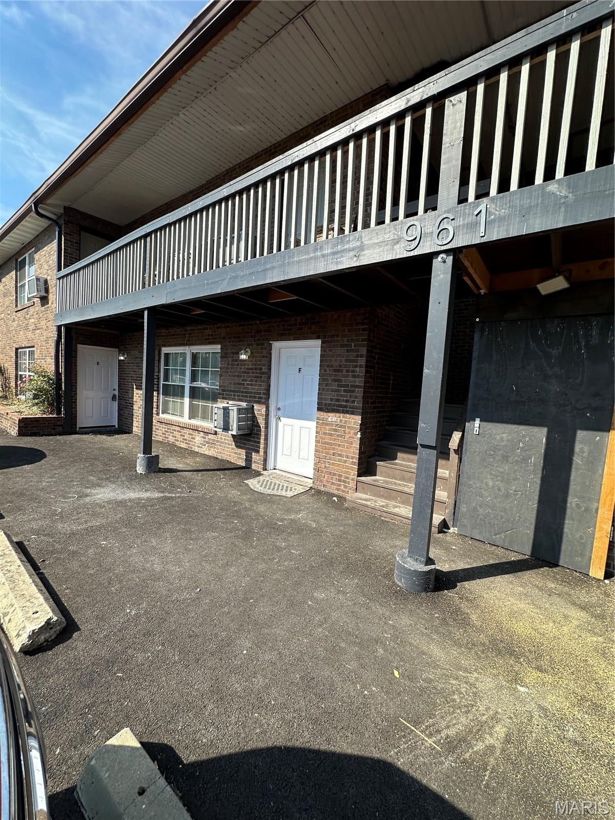 961 Belle Valley Drive, Belleville, Illinois 62220