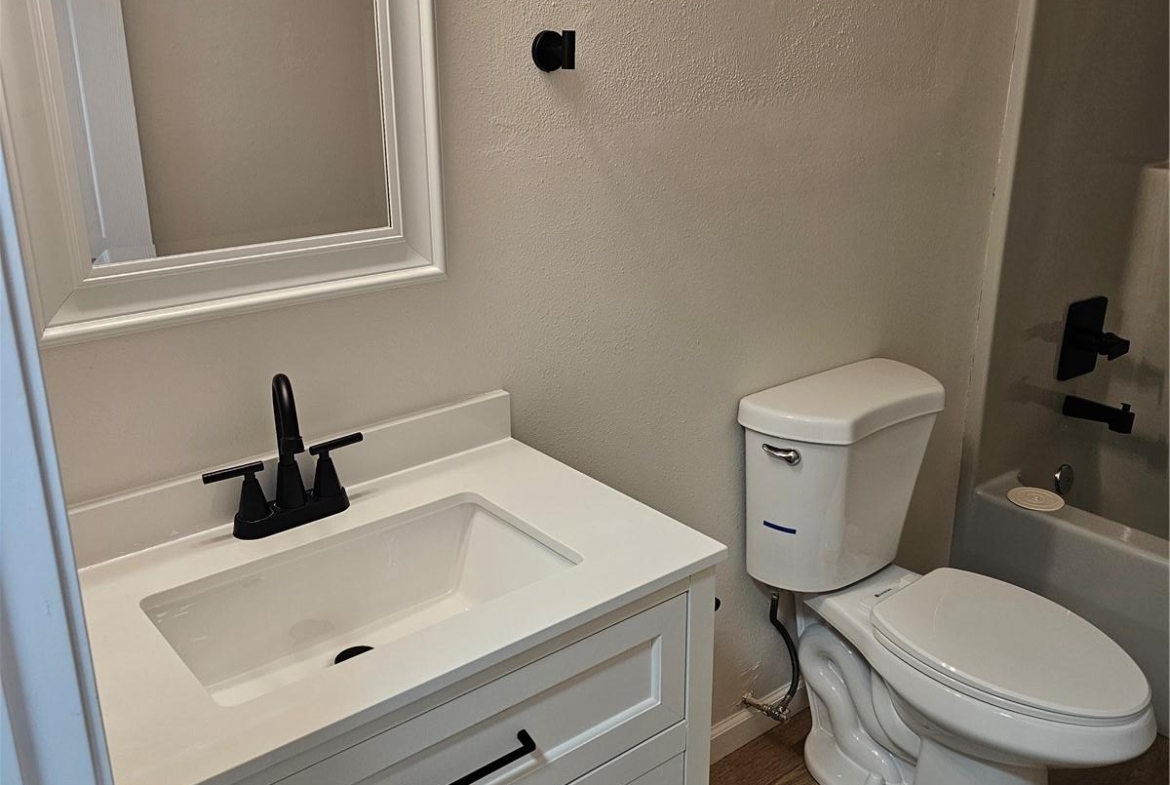 961 Belle Valley Drive, Belleville, Illinois 62220