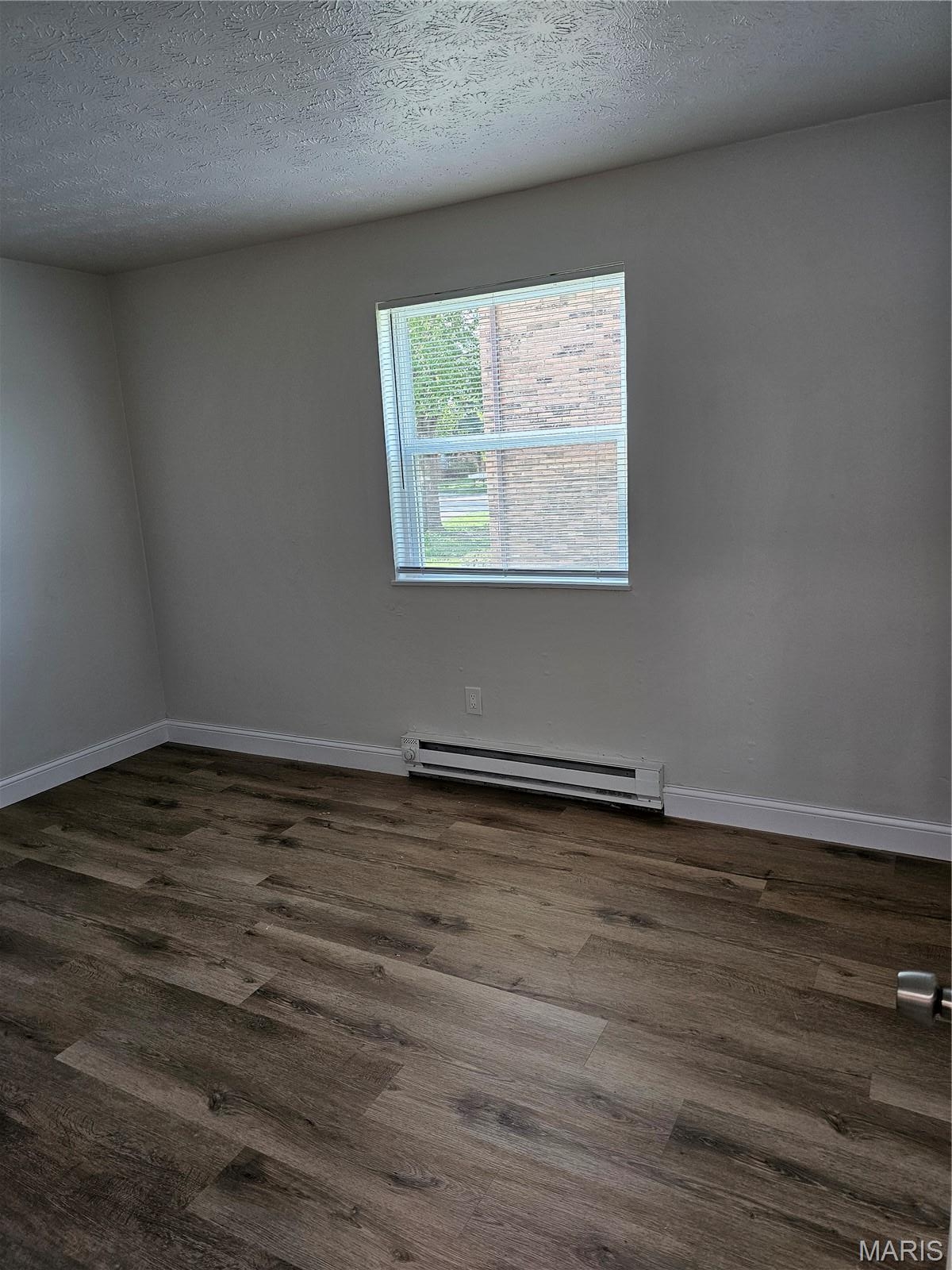 961 Belle Valley Drive, Belleville, Illinois 62220