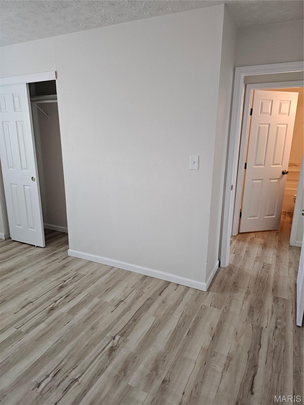 971 Belle Valley Drive, Belleville, Illinois 62220
