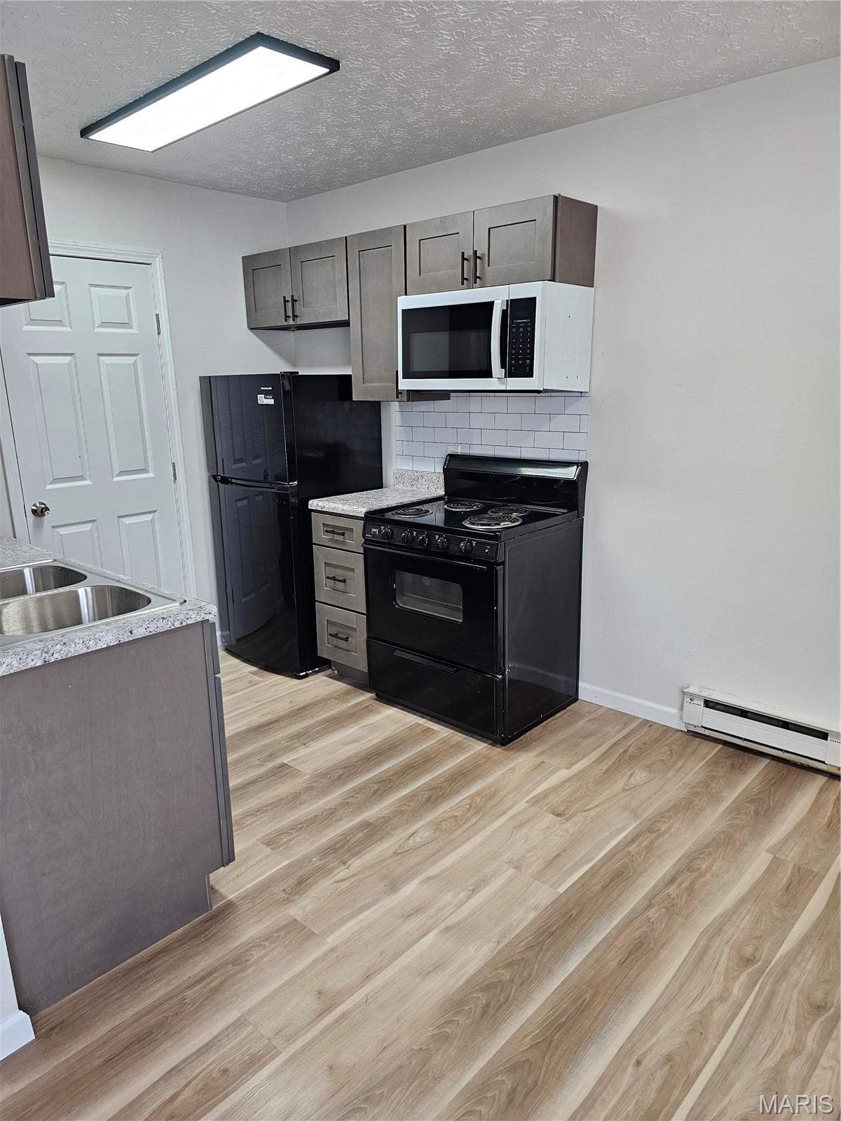 971 Belle Valley Drive, Belleville, Illinois 62220