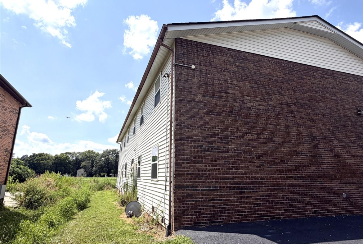 971 Belle Valley Drive, Belleville, Illinois 62220