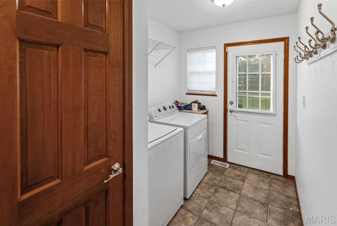 1 Heritage Trail, Moro, Illinois 62067