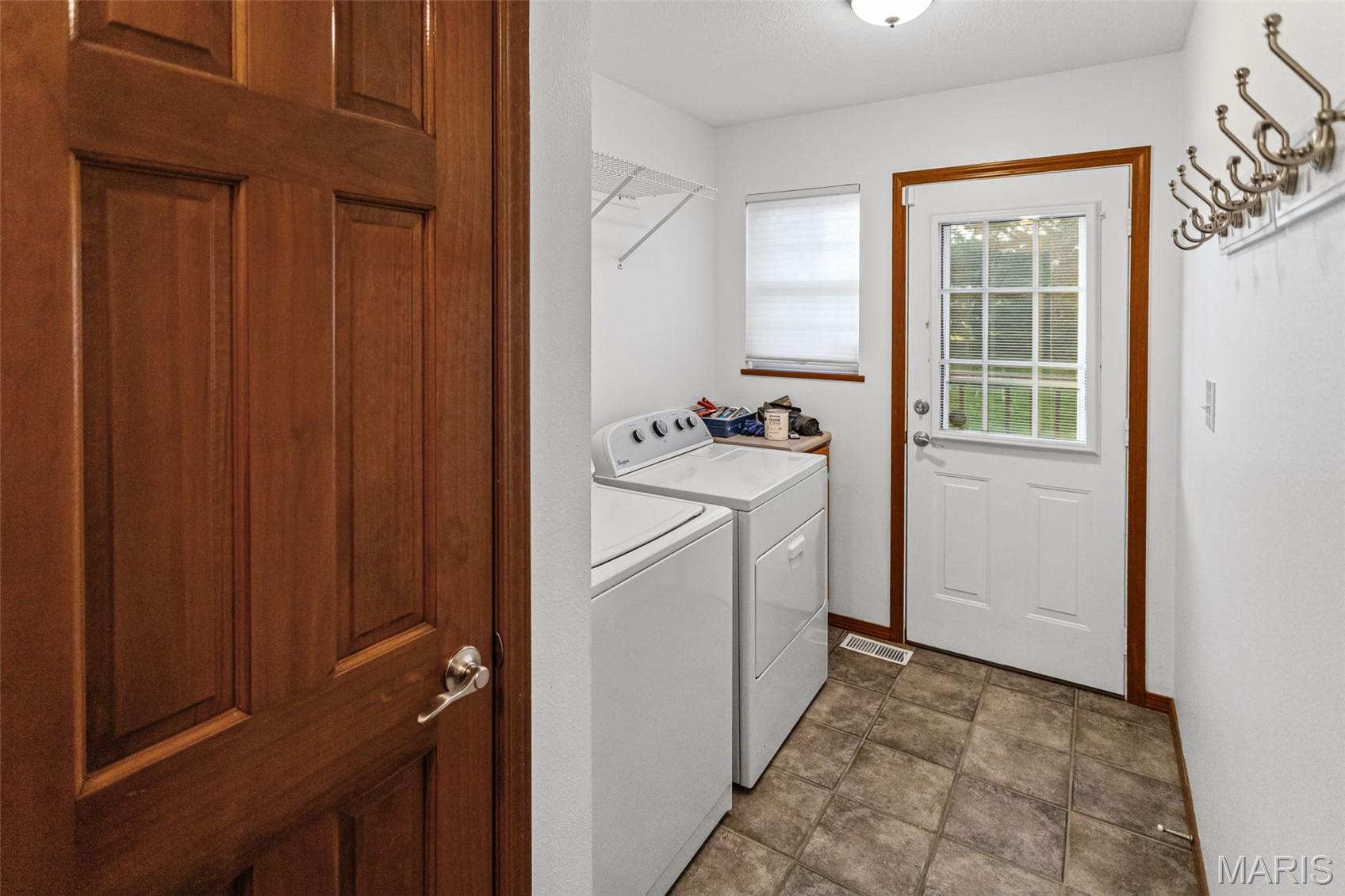 1 Heritage Trail, Moro, Illinois 62067