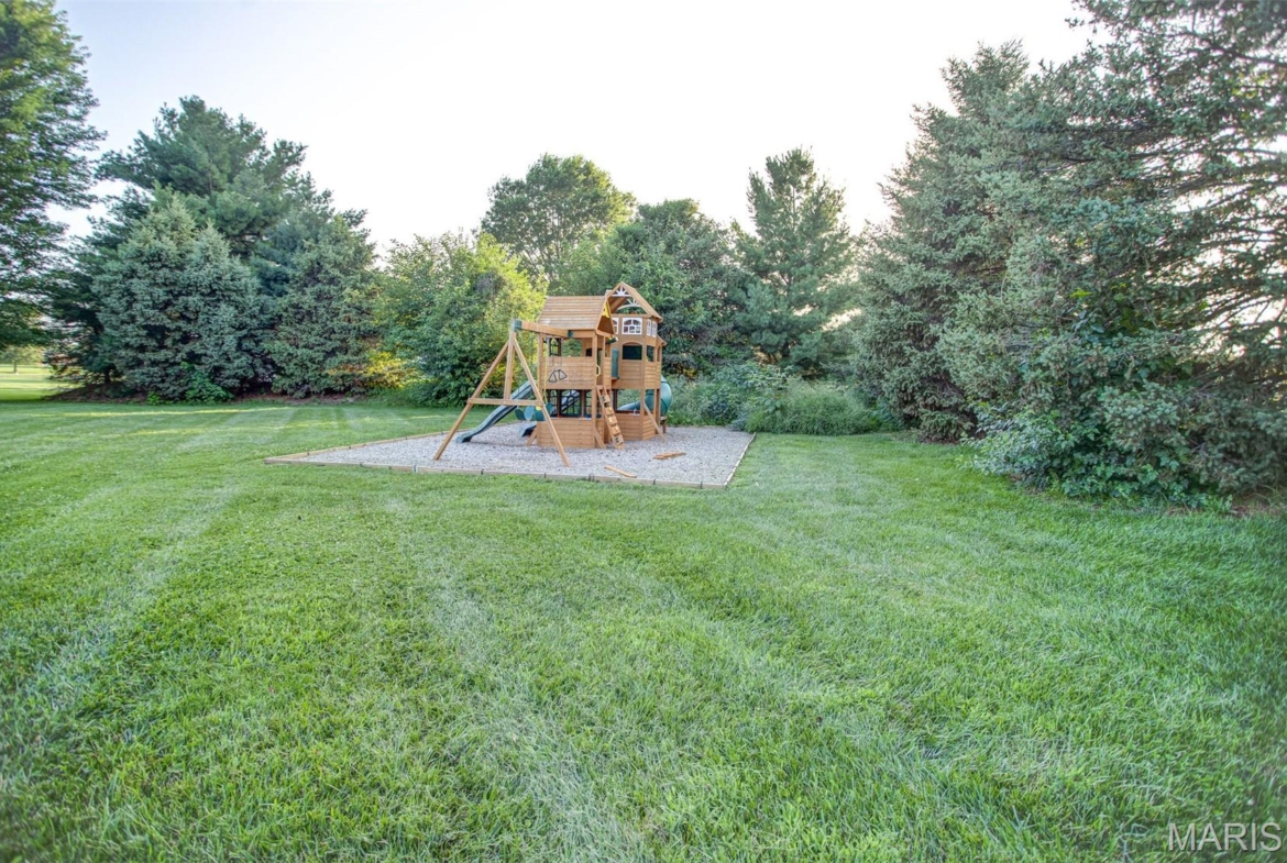1 Heritage Trail, Moro, Illinois 62067