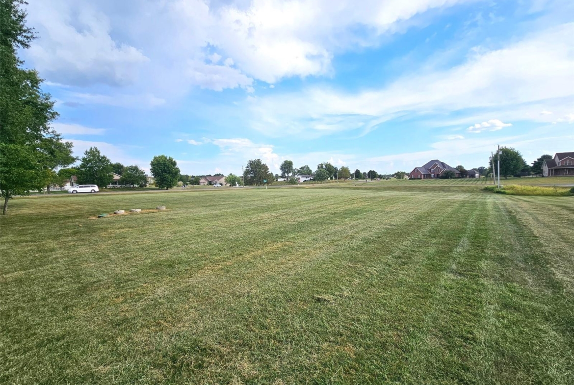 1 Heritage Trail, Moro, Illinois 62067