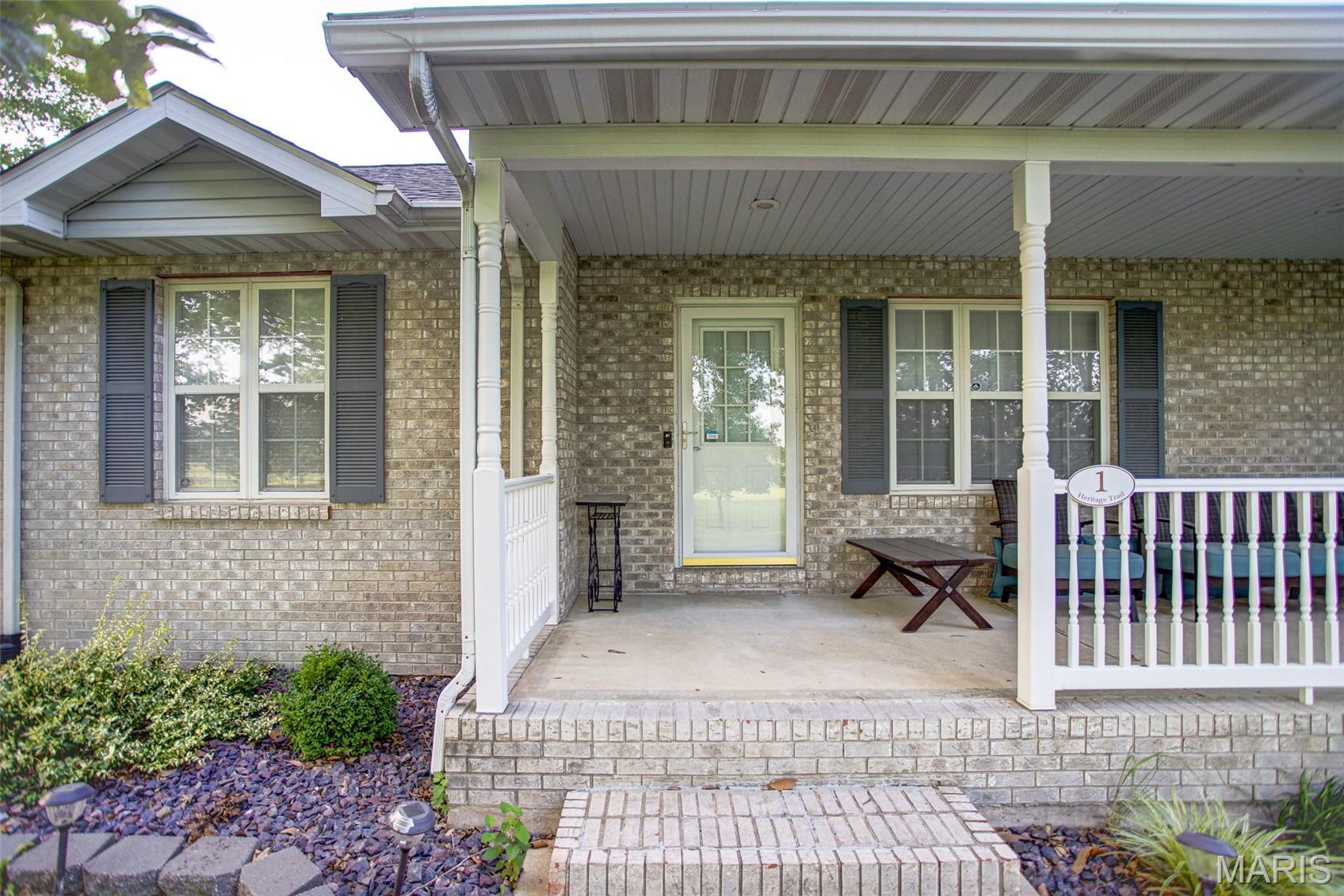 1 Heritage Trail, Moro, Illinois 62067