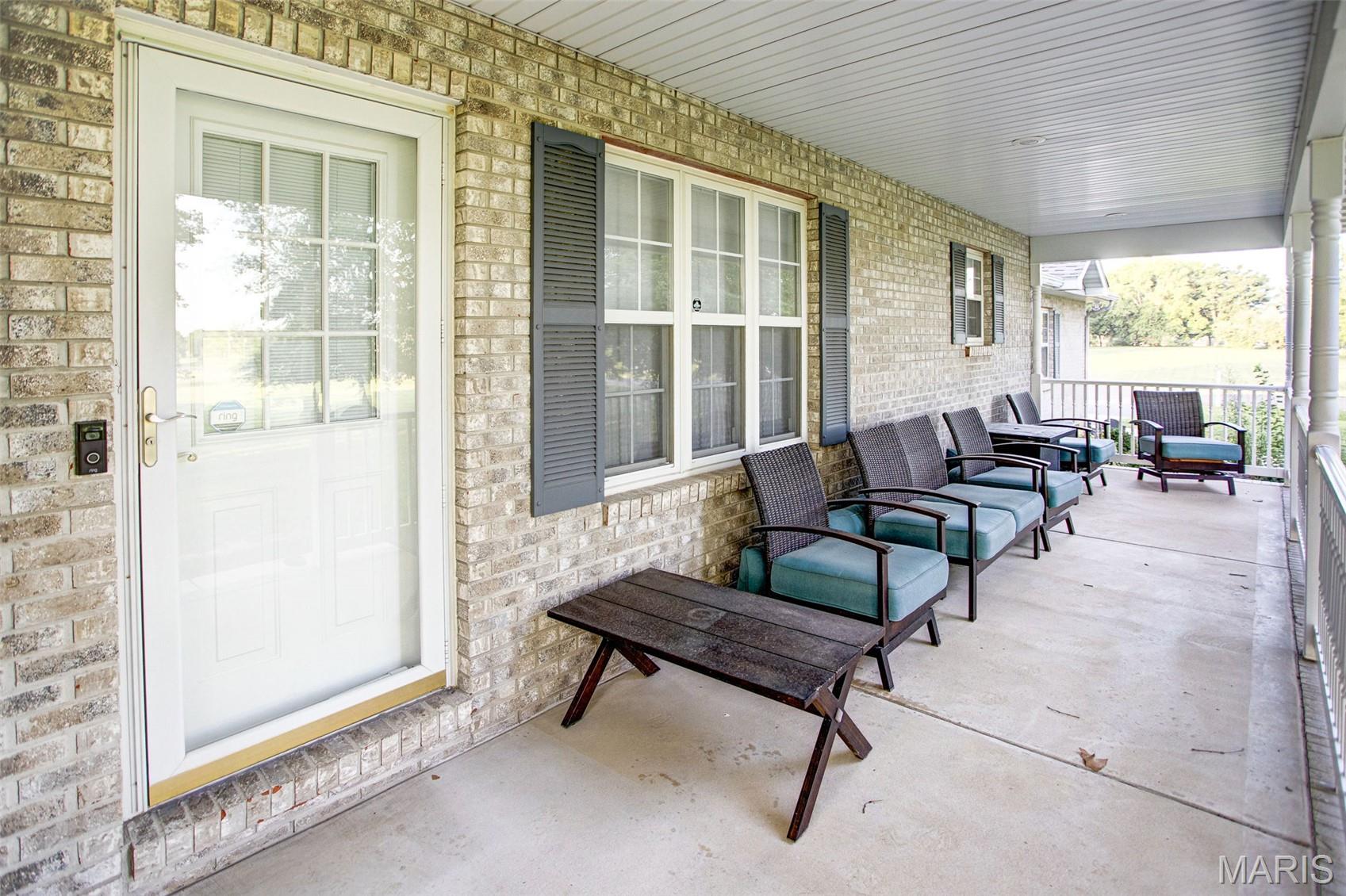 1 Heritage Trail, Moro, Illinois 62067