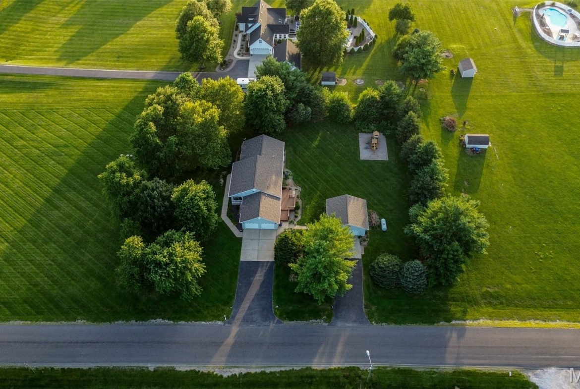 1 Heritage Trail, Moro, Illinois 62067