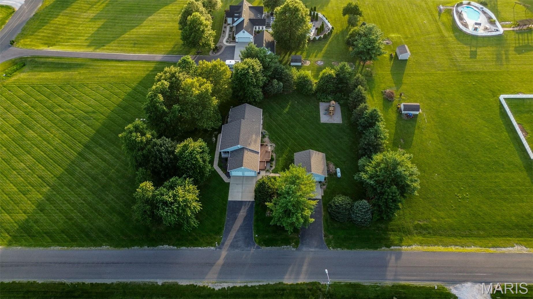 1 Heritage Trail, Moro, Illinois 62067