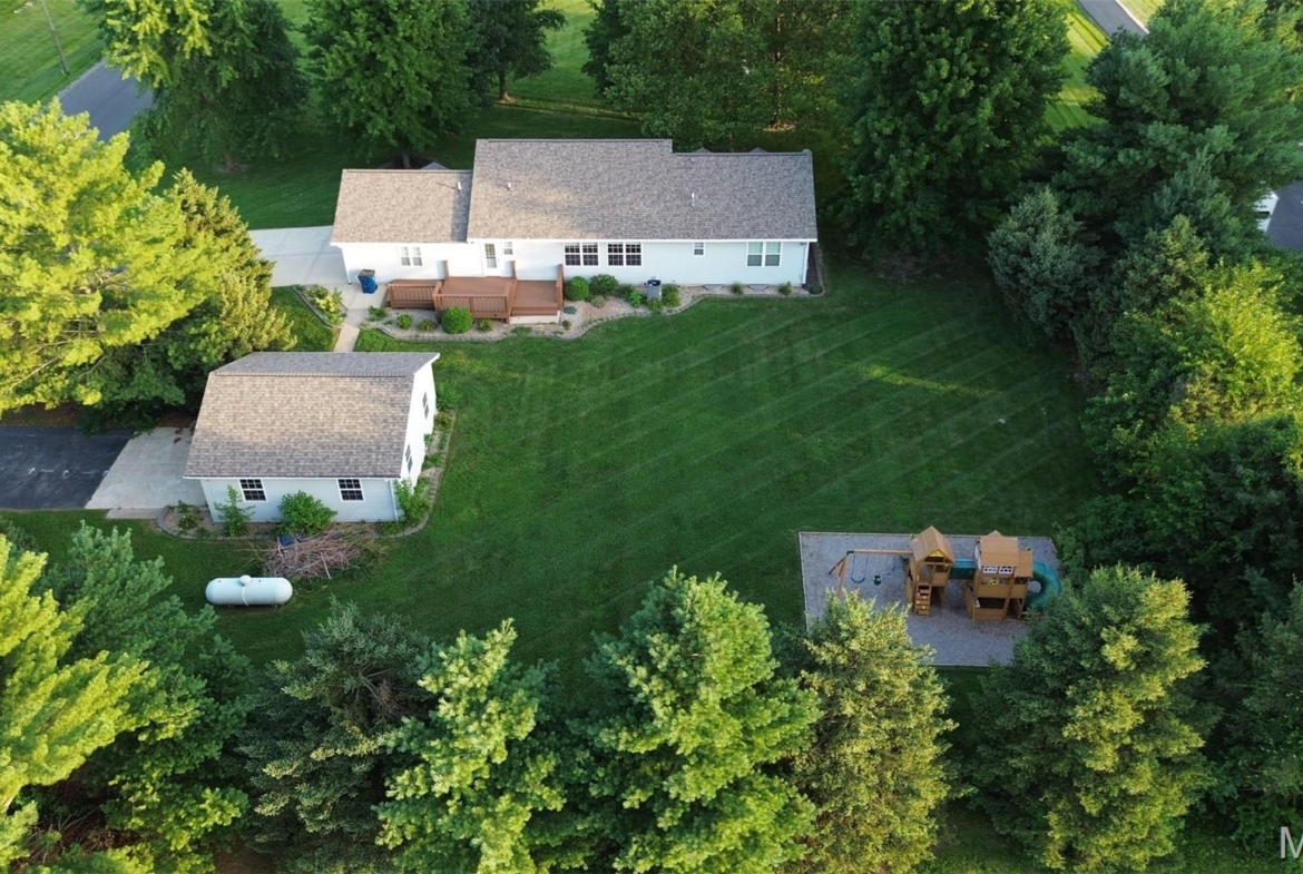 1 Heritage Trail, Moro, Illinois 62067