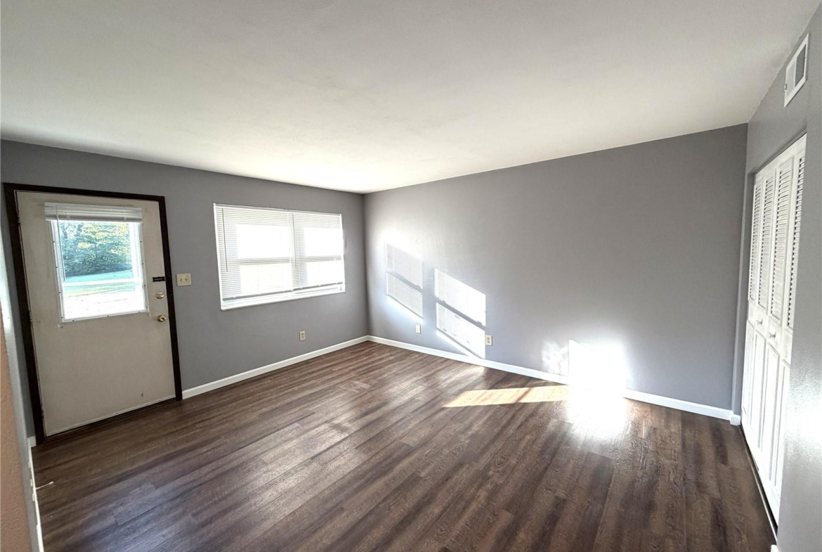 1501 La Salle Street, Belleville, Illinois 62221