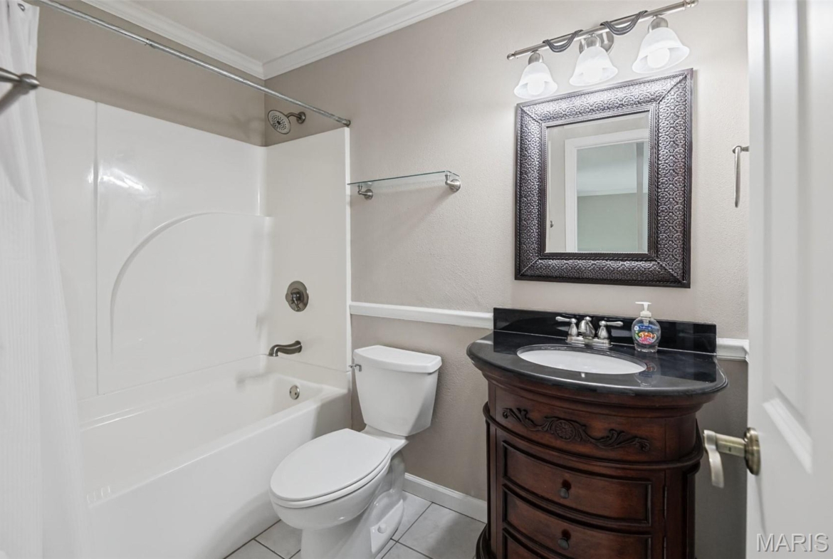 302 John Henry Street, Belleville, Illinois 62220