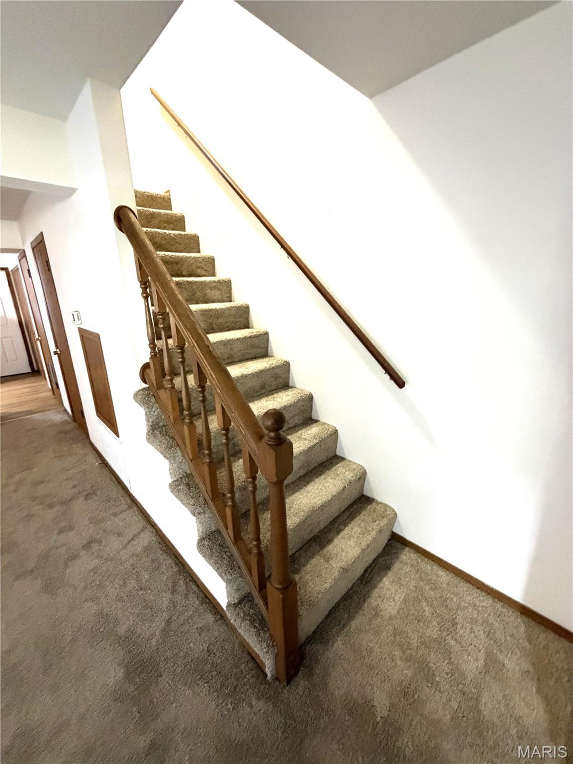 409 Donna Drive, O’Fallon, Illinois 62269 (11) 409 Donna Drive, O’Fallon, Illinois 62269