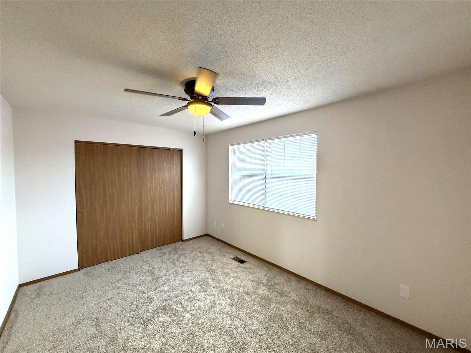 409 Donna Drive, O’Fallon, Illinois 62269 (13) 409 Donna Drive, O’Fallon, Illinois 62269