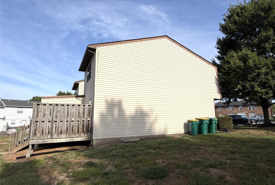 409 Donna Drive, O’Fallon, Illinois 62269