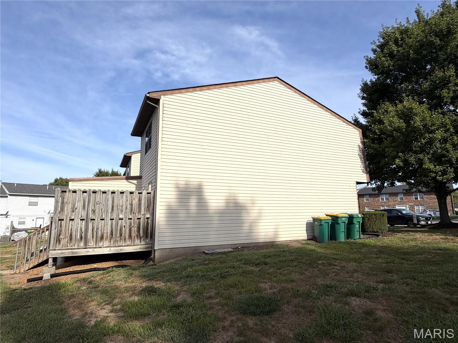 409 Donna Drive, O’Fallon, Illinois 62269 (18) 409 Donna Drive, O’Fallon, Illinois 62269