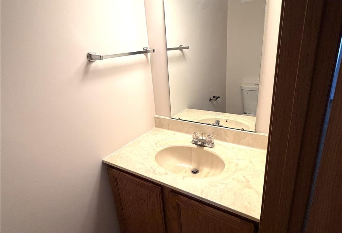 409 Donna Drive, O’Fallon, Illinois 62269