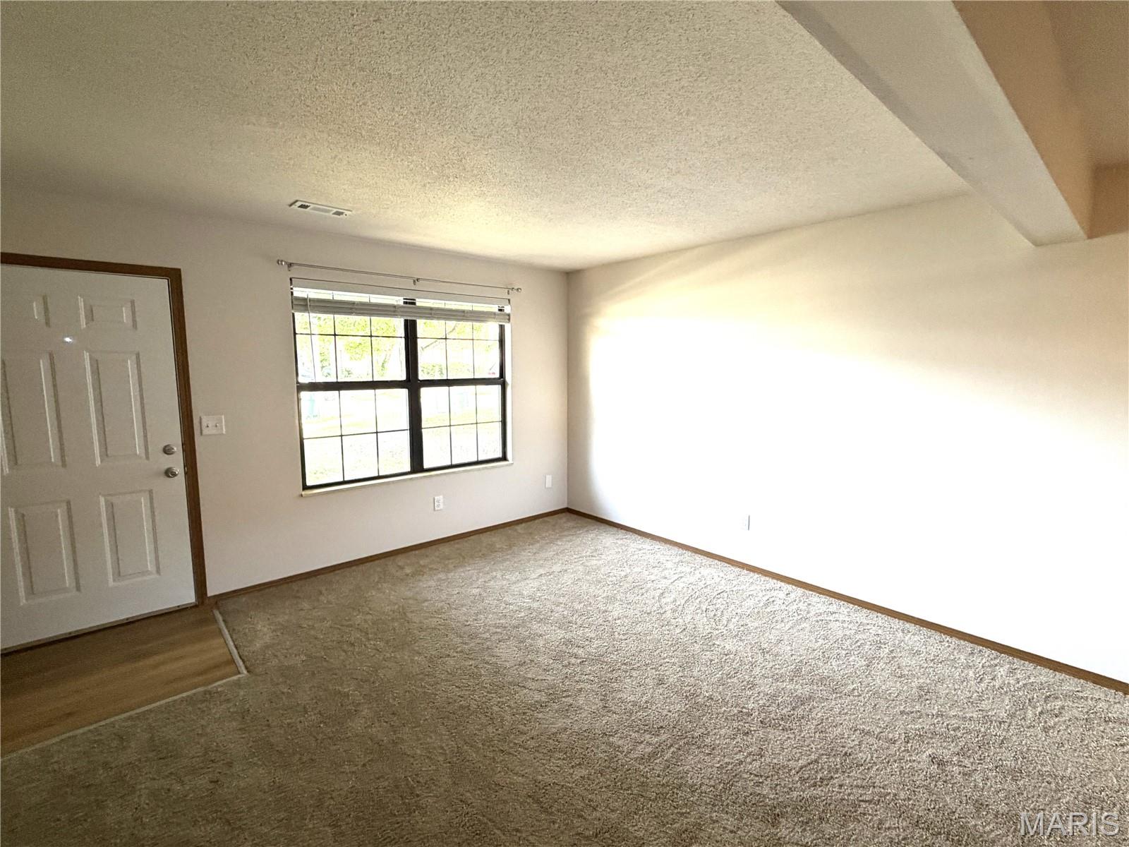 409 Donna Drive, O’Fallon, Illinois 62269 (9) 409 Donna Drive, O'Fallon, Illinois 62269
